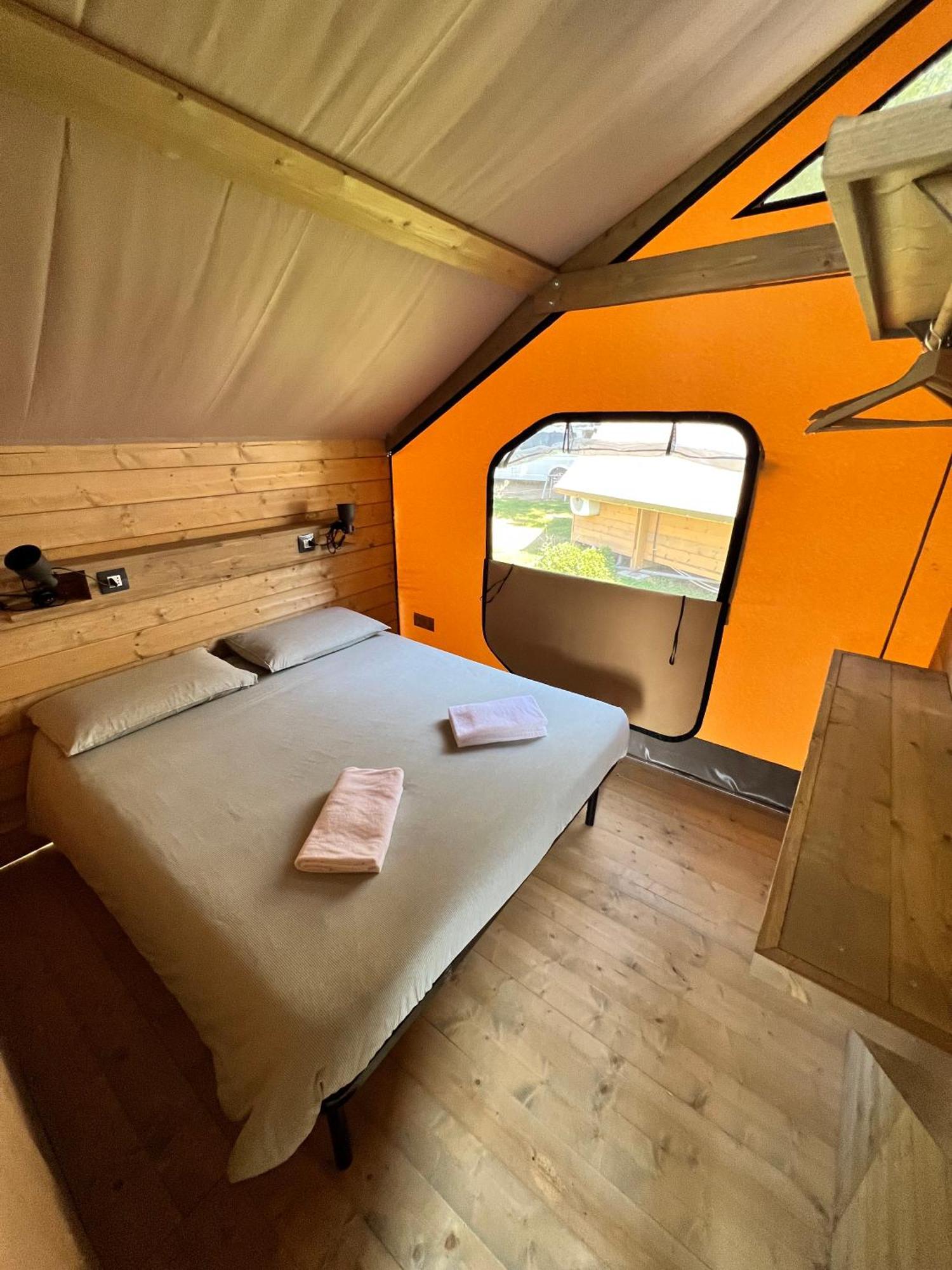 Glamping Camping Rivabella レッコ エクステリア 写真
